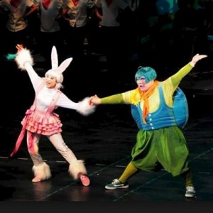 【這不是藝評‧是心得分享】愛樂劇工廠—兒童歌舞劇《新龜兔賽跑》探討台灣社會親子教育與同儕競爭議題